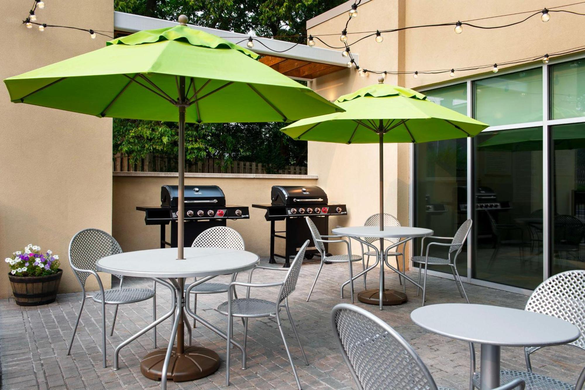 Home2 Suites By Hilton Lexington University / Medical Center Exteriör bild